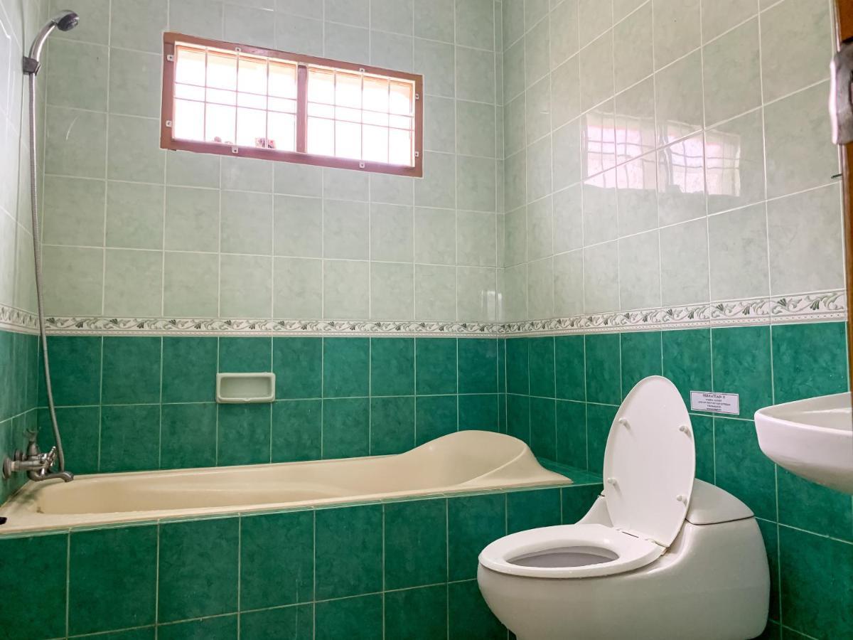 Beranda Istirahat Villa 4Br At Galaxy Resort Puncak Cikundul Dış mekan fotoğraf